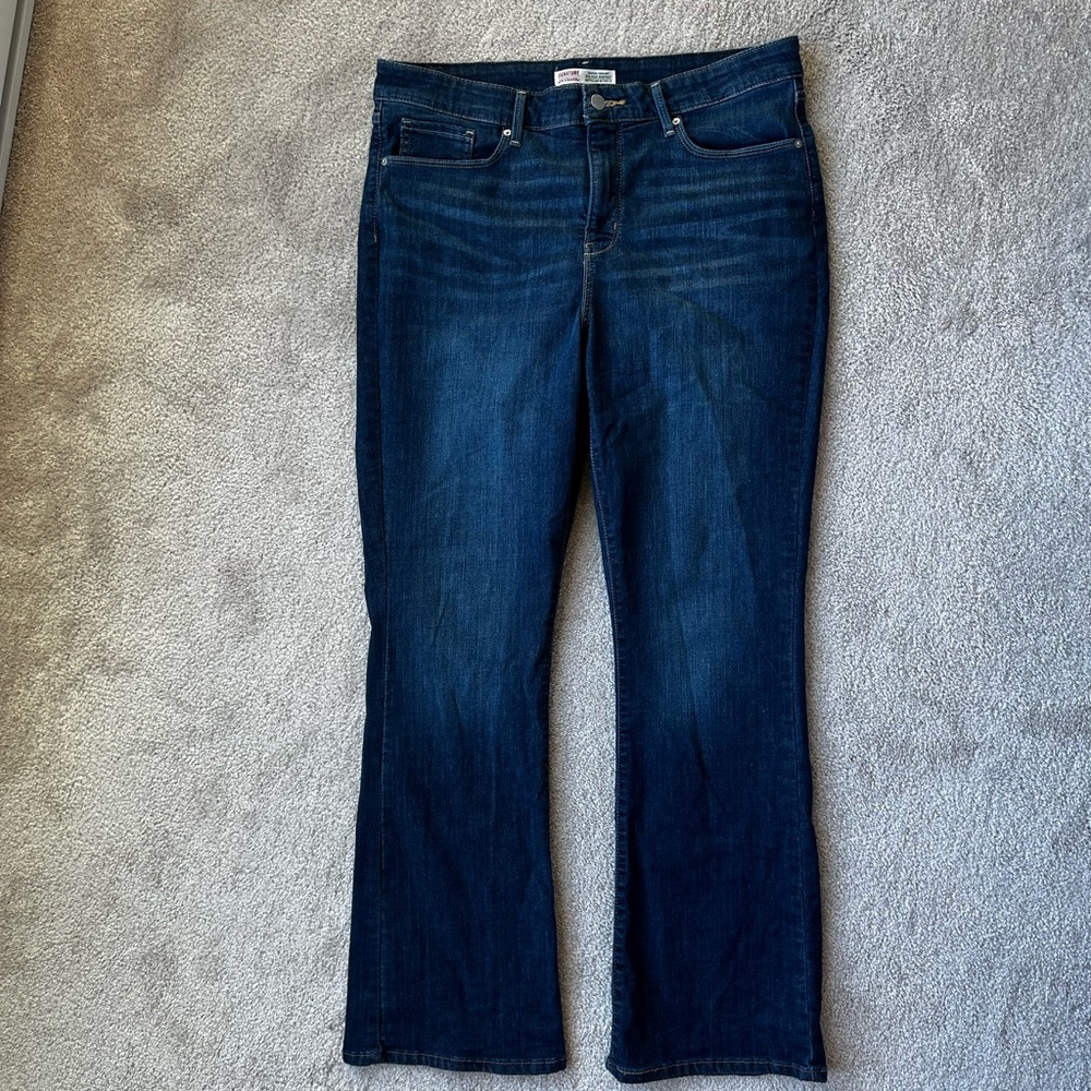 Levi’s boot cut size 14